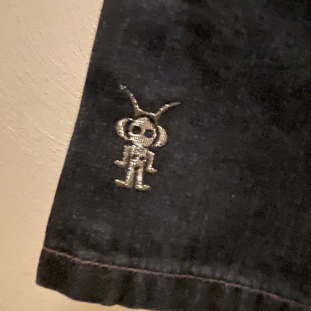 LiquidSkyDsign NYC Jeans
Astro Girl
MusicSavesLives
90’s Fashion
Vintage